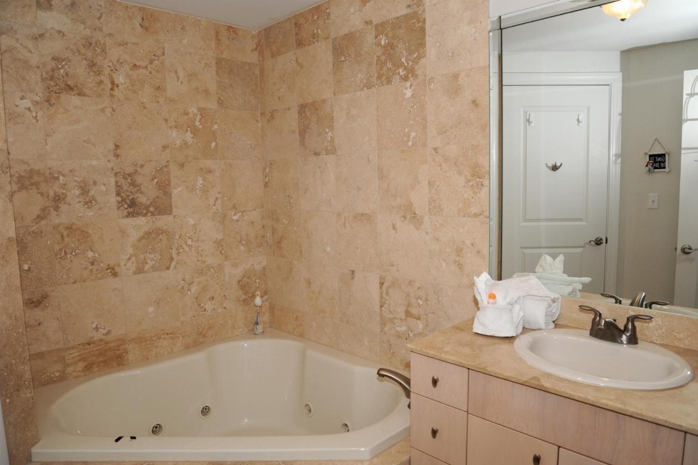 Sea Breeze 908 - Two Bedroom Apartment Main image